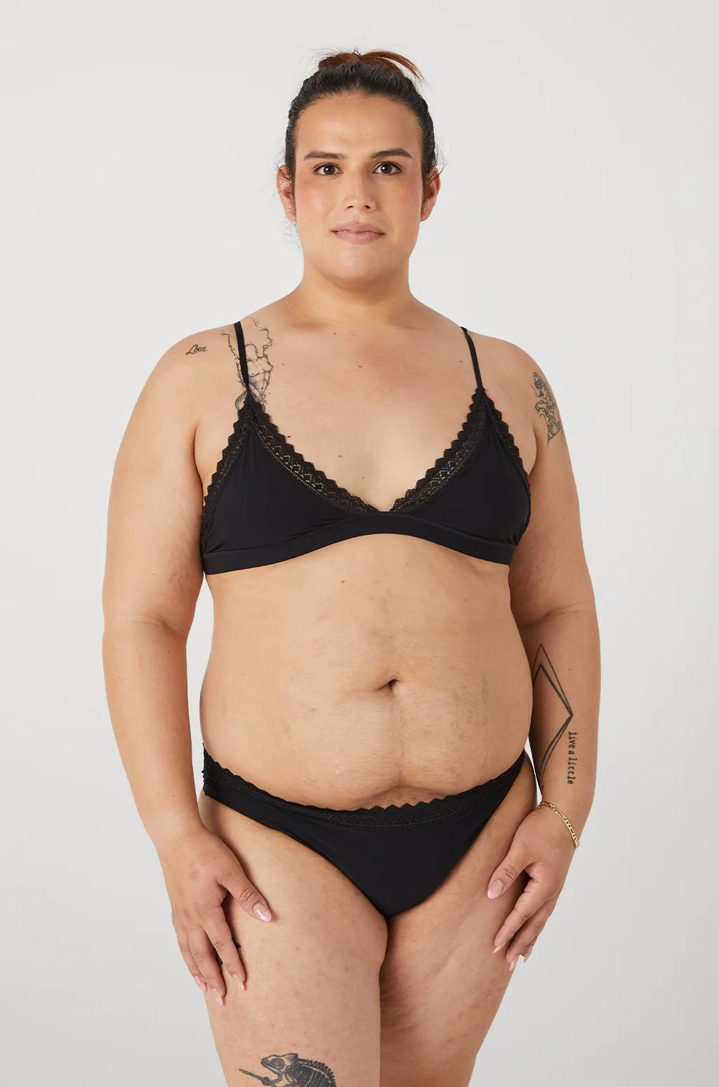 black Urbody lace bralette